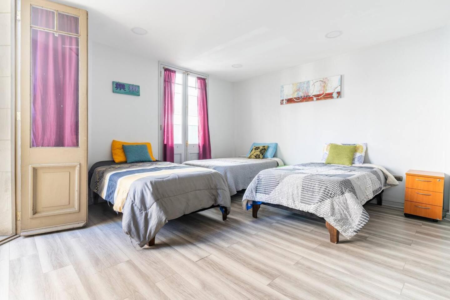 Hotel Hostal Mancora Monjitas 755 Santiago de Chile Zewnętrze zdjęcie