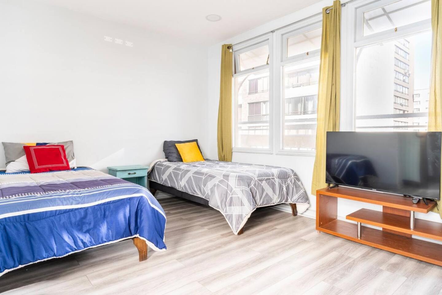 Hotel Hostal Mancora Monjitas 755 Santiago de Chile Zewnętrze zdjęcie